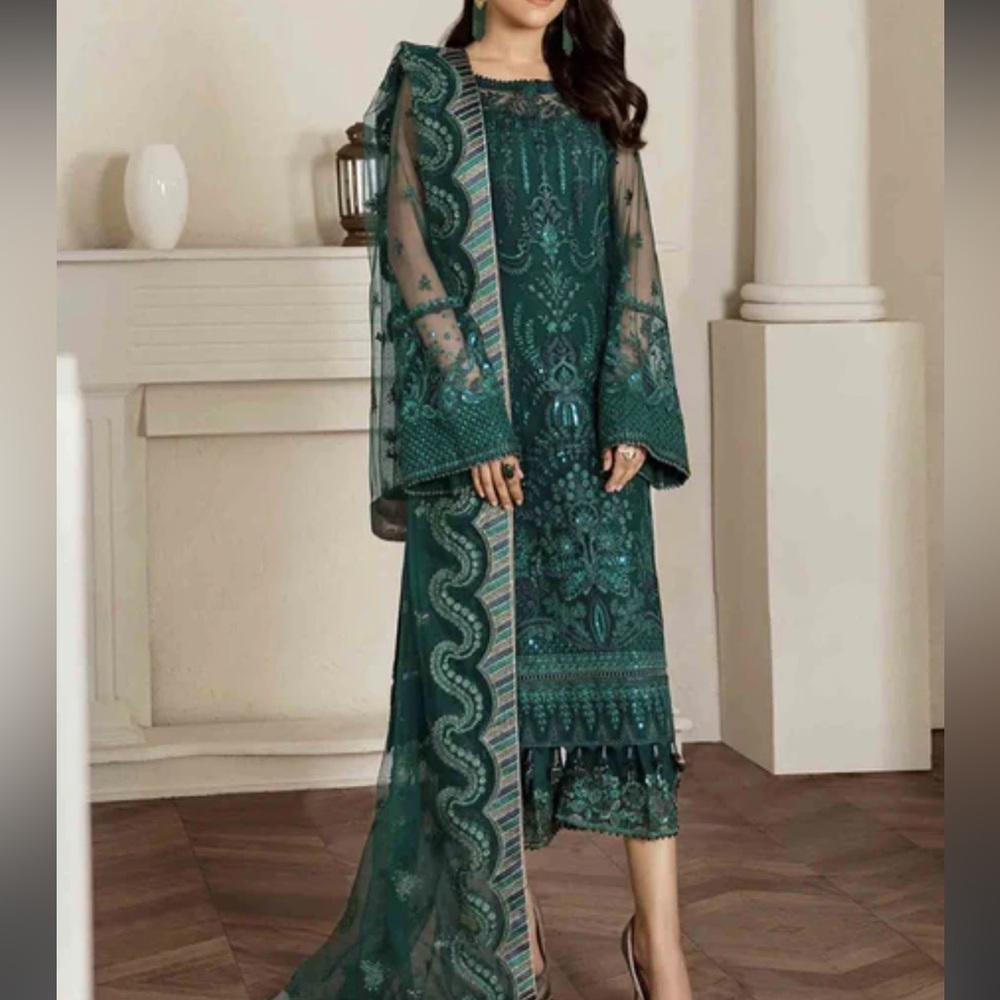 Baroque Green M Pakistan / Indian outfit